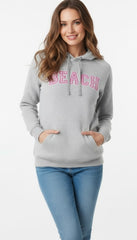 اوورریلز خواتین نے دو ٹون ہوڈی پر کڑھائی کی۔