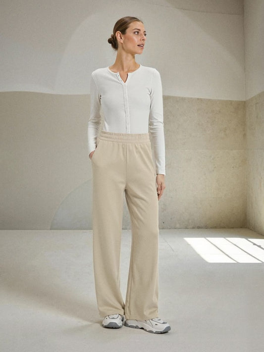 Women’s Casual Wide-Leg Trousers