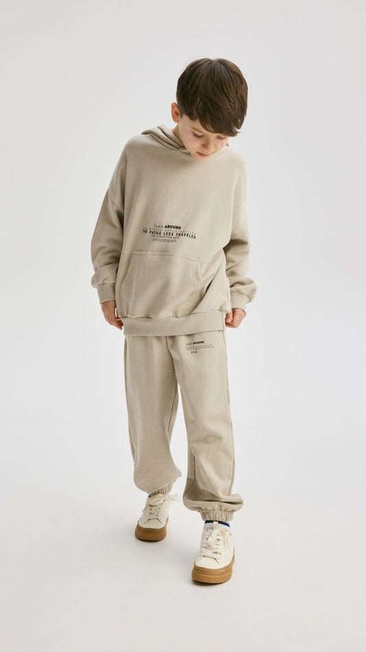 RESERVED BOYS BIEGE PRINTED SWEATSHIRT AND SWEATPANTS COTTON SET