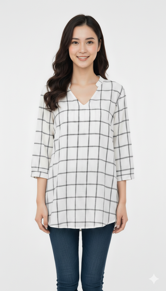 DYNAMITE WOMENS LONG V NECK TOP