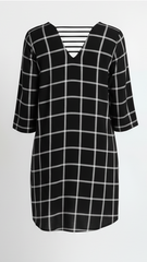 DYNAMITE WOMENS LONG V NECK TOP