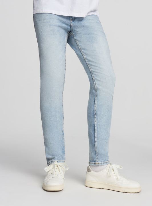 TERRANOVA Light Wash Regular Fit Jeans