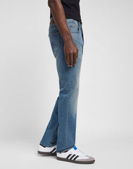 Extreme Motion MVP Slim Taper Jeans - Smgarment's