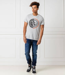 GUESS GOTHIC FLAG T - SHIRT - Smgarment's
