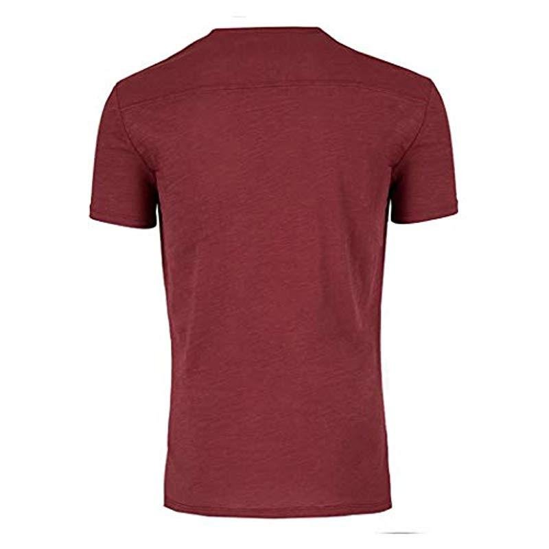 GUESS T-shirt with logo - Smgarment's