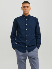 Men Slim Fit Casual Shirt