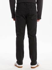 779 مردوں کے لیے ریگولر فٹ پریمیون جینز