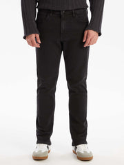 779 مردوں کے لیے ریگولر فٹ پریمیون جینز