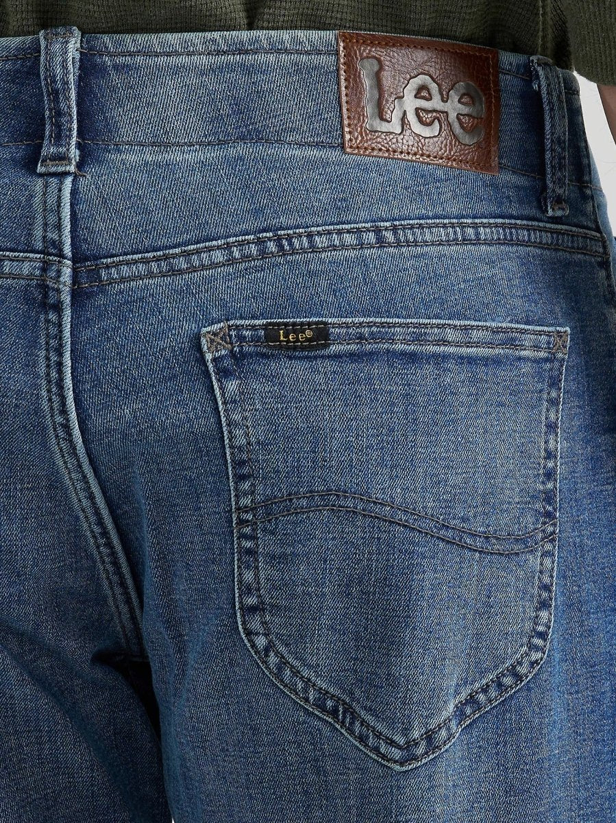 LEE Men's Extreme Motion MVP Straight Fit Tapered Jeans - Smgarment's