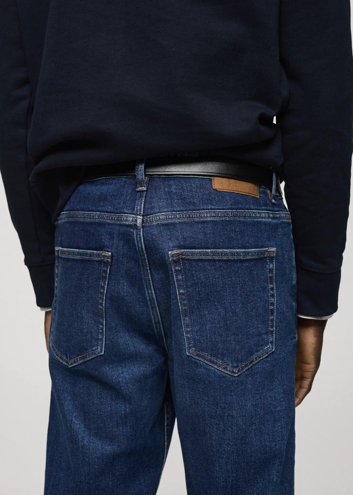 MANGO BEN TAPERED - FIT JEANS - SMgarment's