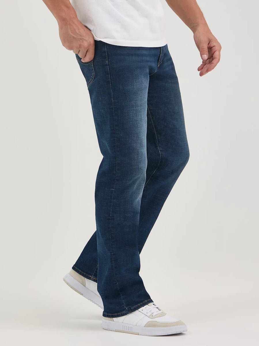 Men's Extreme Motion MVP Regular Bootcut Jean - Smgarment's