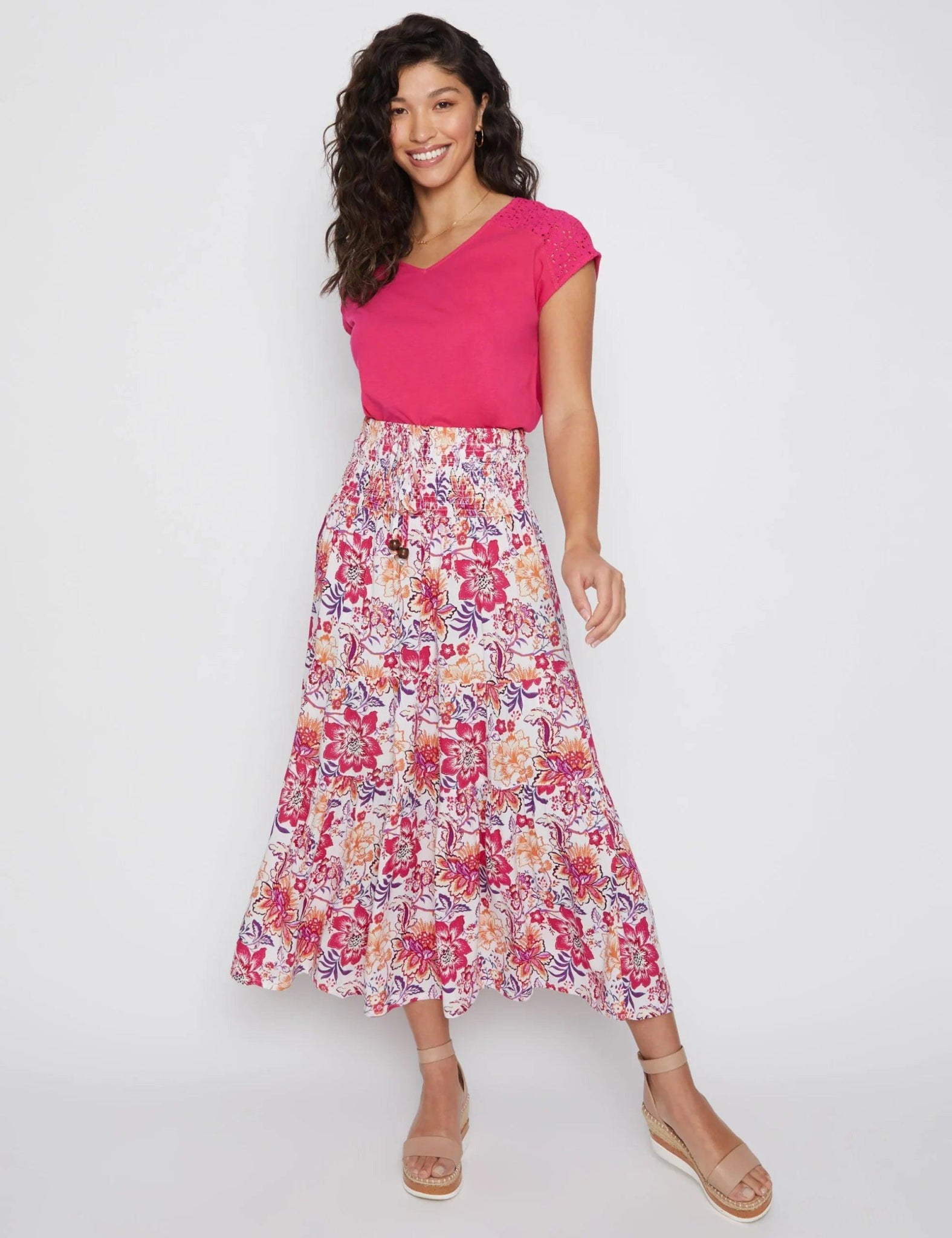 MILLERS EXTENDED SLEEVE BROIDERY INSERT T - SHIRT - SMgarment's