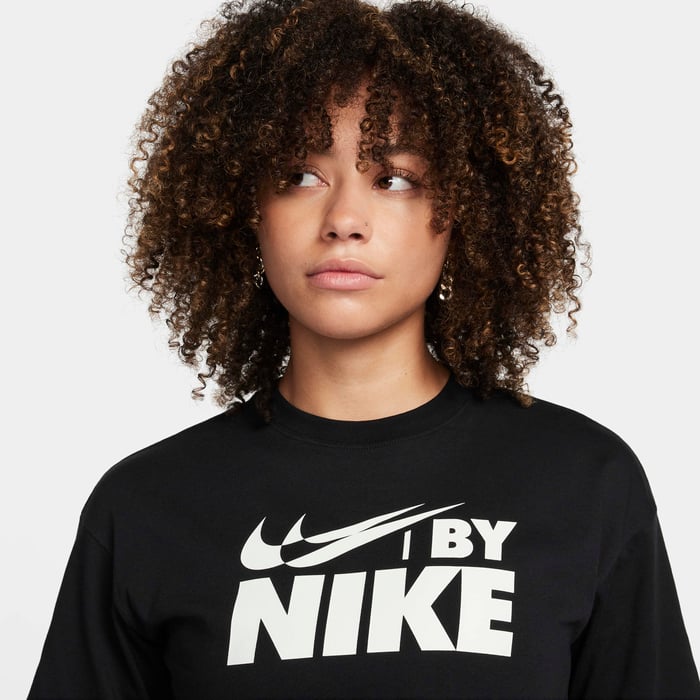 Nike Sportswear Women's Cropped T-Shirt - Smgarment's