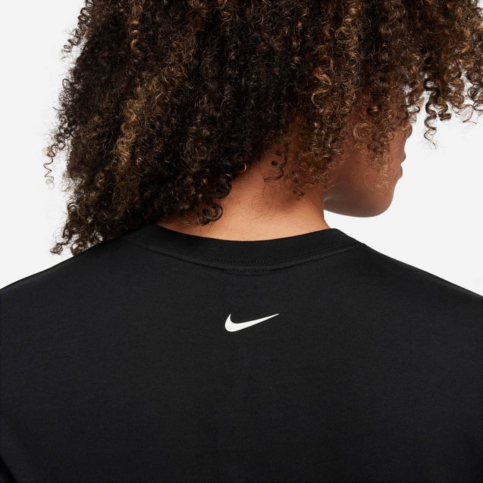 Nike Sportswear Women's Cropped T-Shirt - Smgarment's