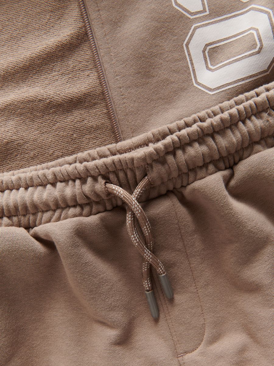 RESERVED Hoodie and trousers set made of cotton jersey. - Smgarment's