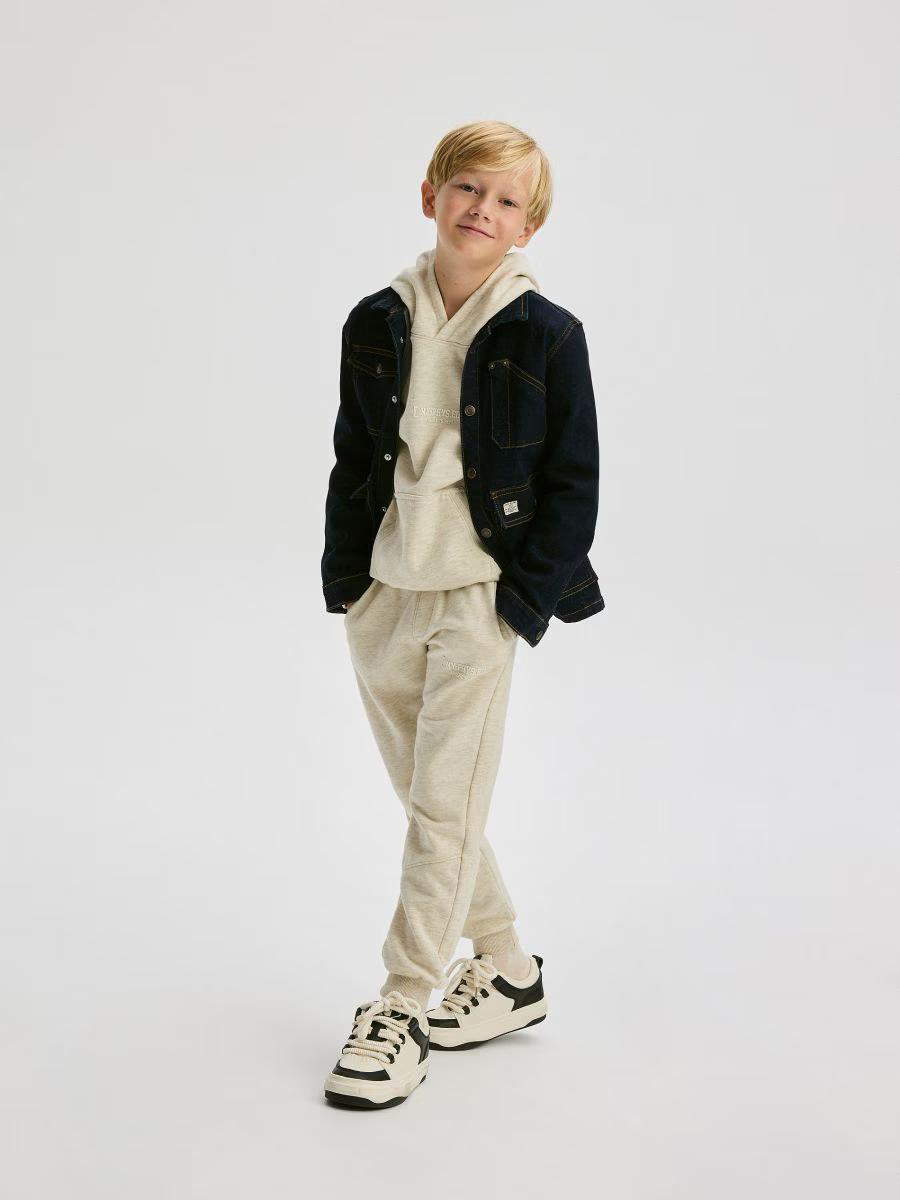 RESERVED Hoodie and trousers set made of cotton jersey. - Smgarment's