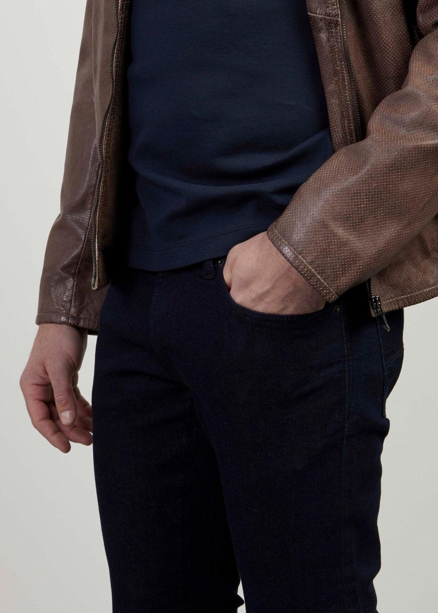 SKINNY FIT JEANS - SMgarment's