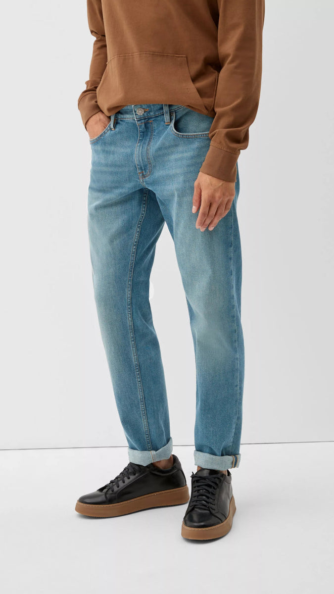 S.OLIVER Regular fit jeans with a straight leg - Smgarment's