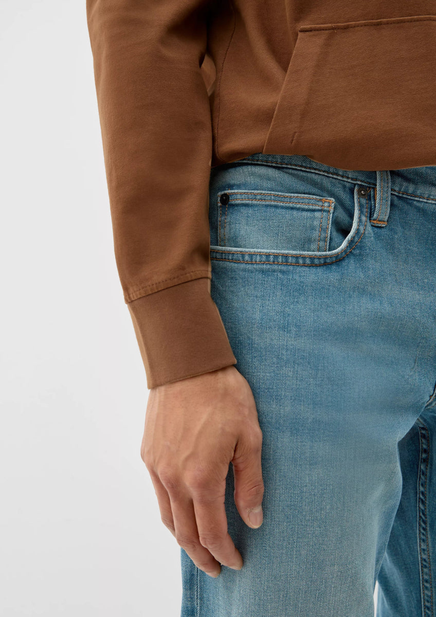 S.OLIVER Regular fit jeans with a straight leg - Smgarment's