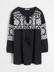 VENCA 3/4 SLEEVE T - SHIRT WITH EMBOSSED PRINT - SMgarment's