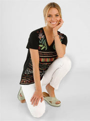 VENCA SHORT - SLEEVED T - SHIRT WITH FRONT PRINT - SMgarment's