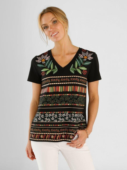 VENCA SHORT - SLEEVED T - SHIRT WITH FRONT PRINT - SMgarment's