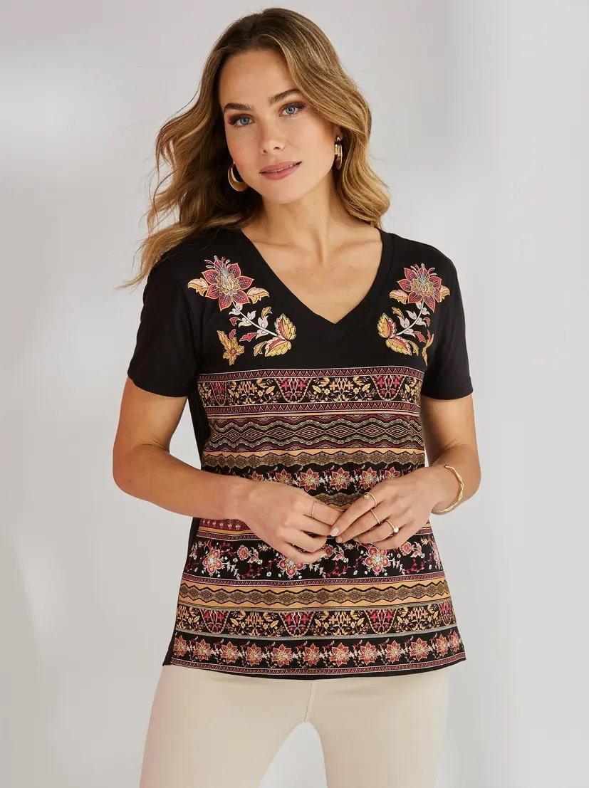 VENCA SHORT - SLEEVED T - SHIRT WITH PRINTED BORDERS - SMgarment's