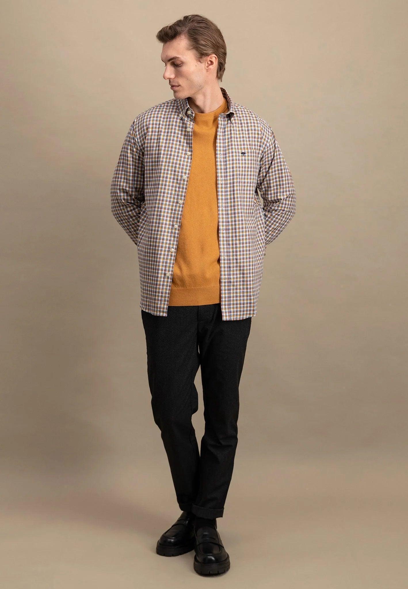 FYNCH-HATTON CHECKED SHIRT WITH BUTTON-DOWN COLLAR