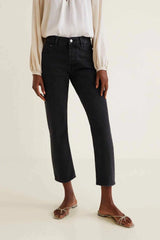 Women Sayana Straight Fit Capri Jeans