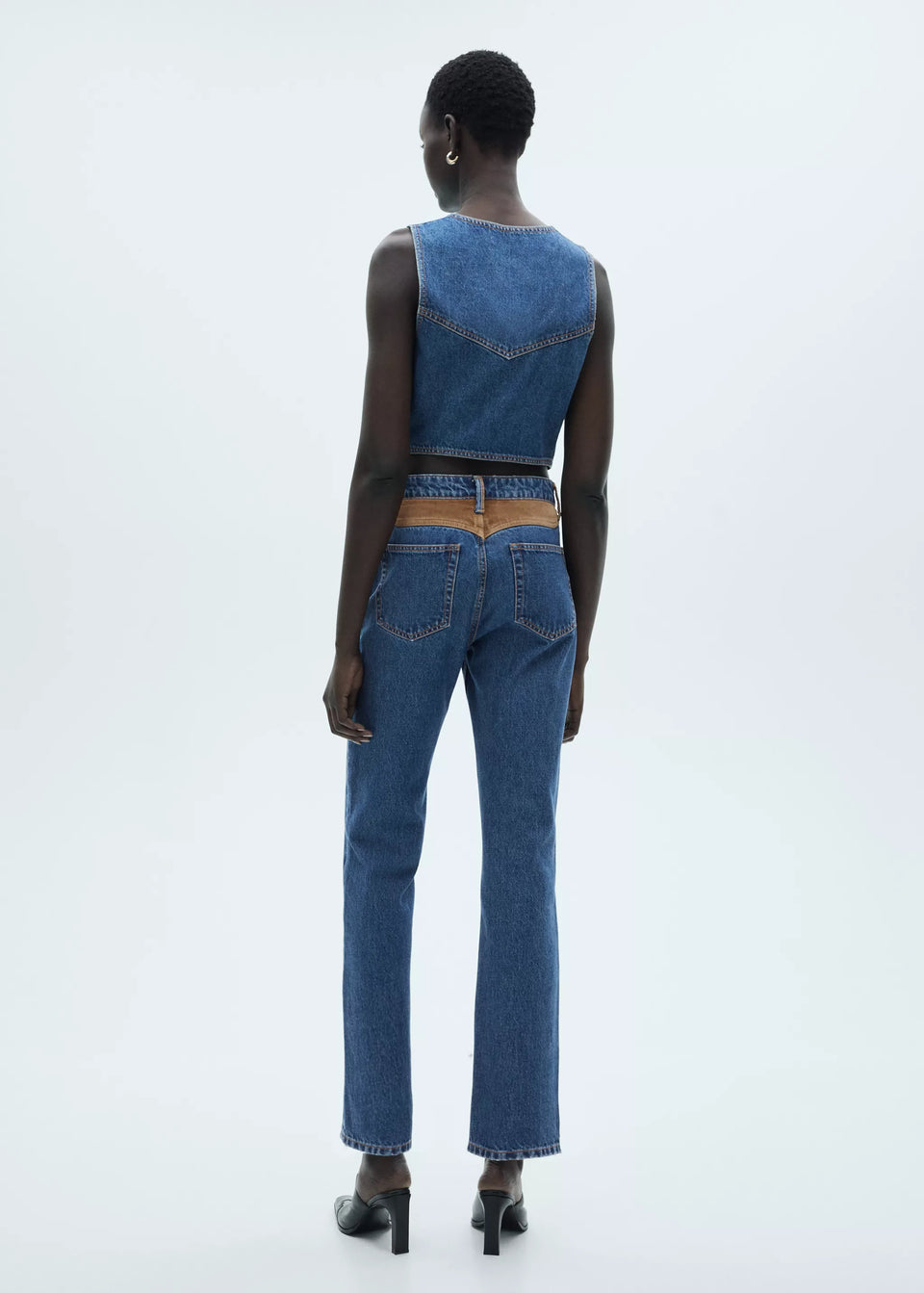 Straight-Fit Jeans with Contrasting Details