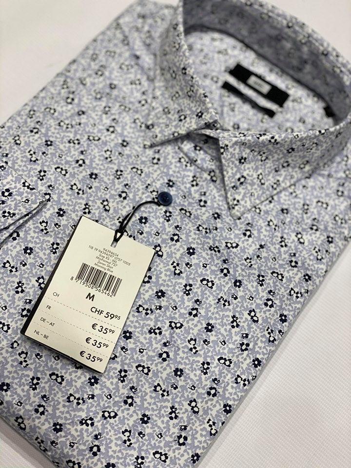 WE FASHION Slim fit shirt with flowers pattern