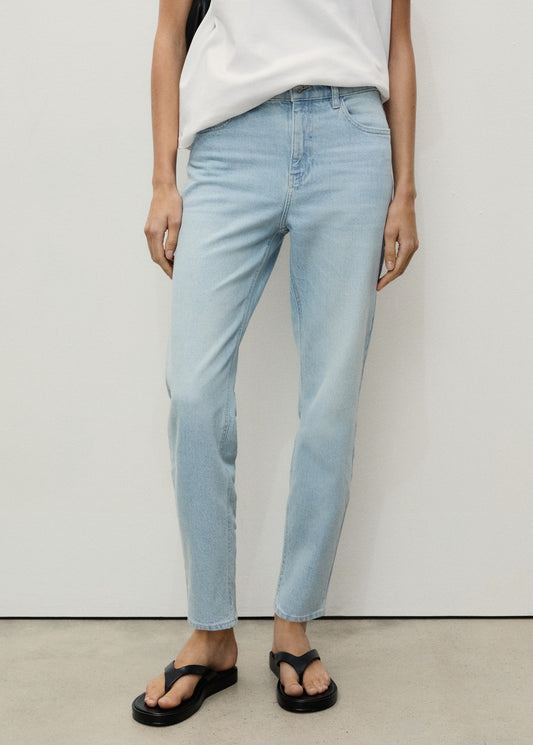 نیوموم کمفرٹ ہائی رائز جینز