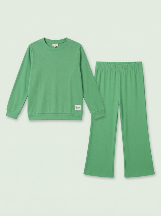 Girls' 2-Piece Green Long-Sleeve Sweatshirt and Flare Pants Set| SM GARMENTS