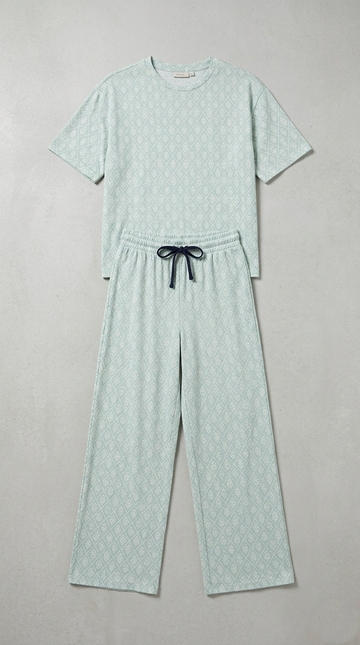 OYSHO WOMEN CREW NECK PRINTED T SHIRT AND TROUSER SET