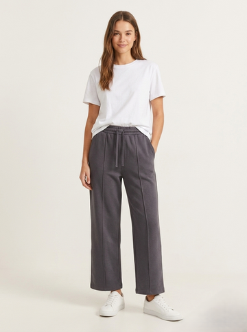 Bershka Women's Baggy Sweatpants