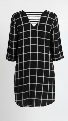 DYNAMITE WOMENS LONG V NECK TOP