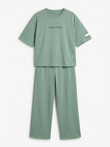 OYSHO WOMEN CREW NECK EMBROIDED T SHIRT AND PLEATED TROUSER SET