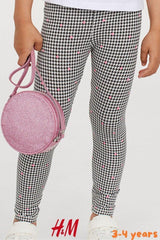 BLACK AND WHITE LEGGINGS WITH PINK DOTS