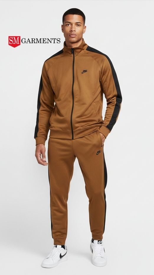 این کے مینز اسپورٹس ویئر کلب براؤن ٹریک سوٹ