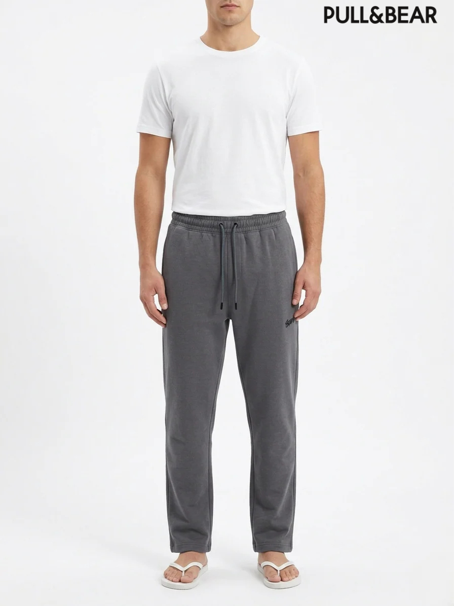 Pull & Bear Men Relaxed Fit Trouser