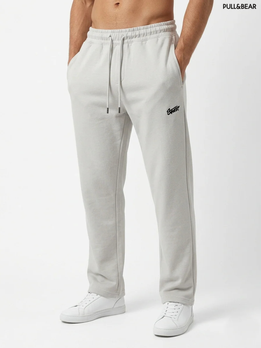 Pull & Bear Men Relaxed Fit Trouser