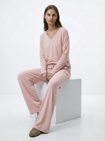 OYSHO Womens Luxe Comfort V-Neck Loungewear Soft Pink Set