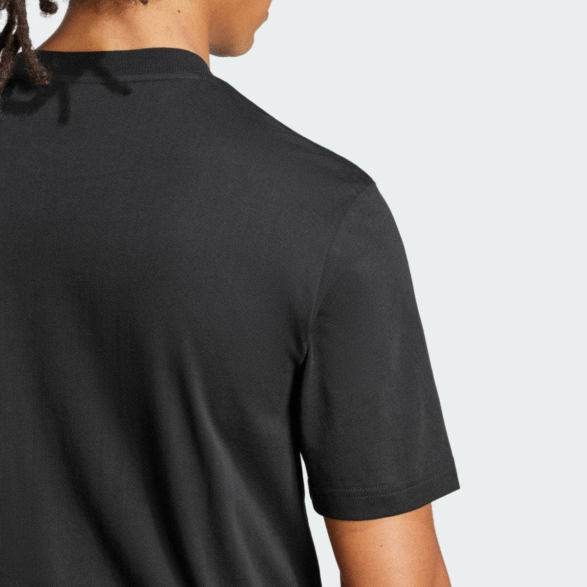 ADI Essentials Small Logo Single Jersey T-Shirt - Smgarment's