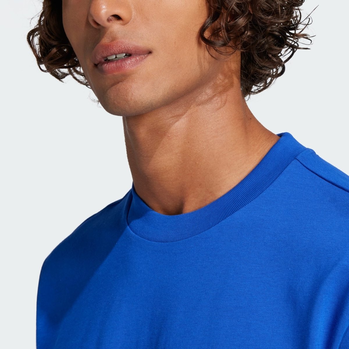 ADI Essentials Small Logo Single Jersey T-Shirt - Smgarment's