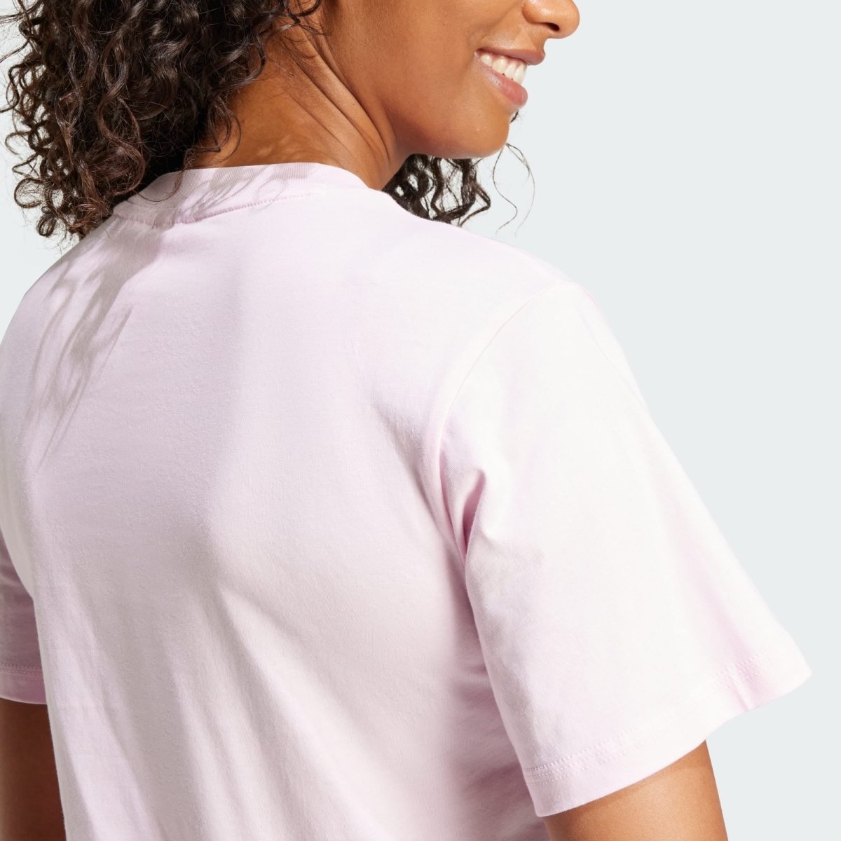ADI Essentials Small Logo T-Shirt - Smgarment's
