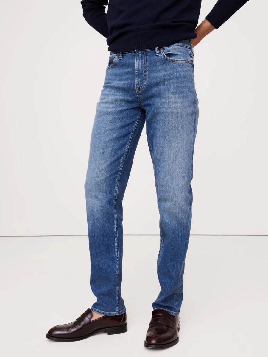 BANANA REPUBLIC Slim Luxe Traveler Jean - Smgarment's