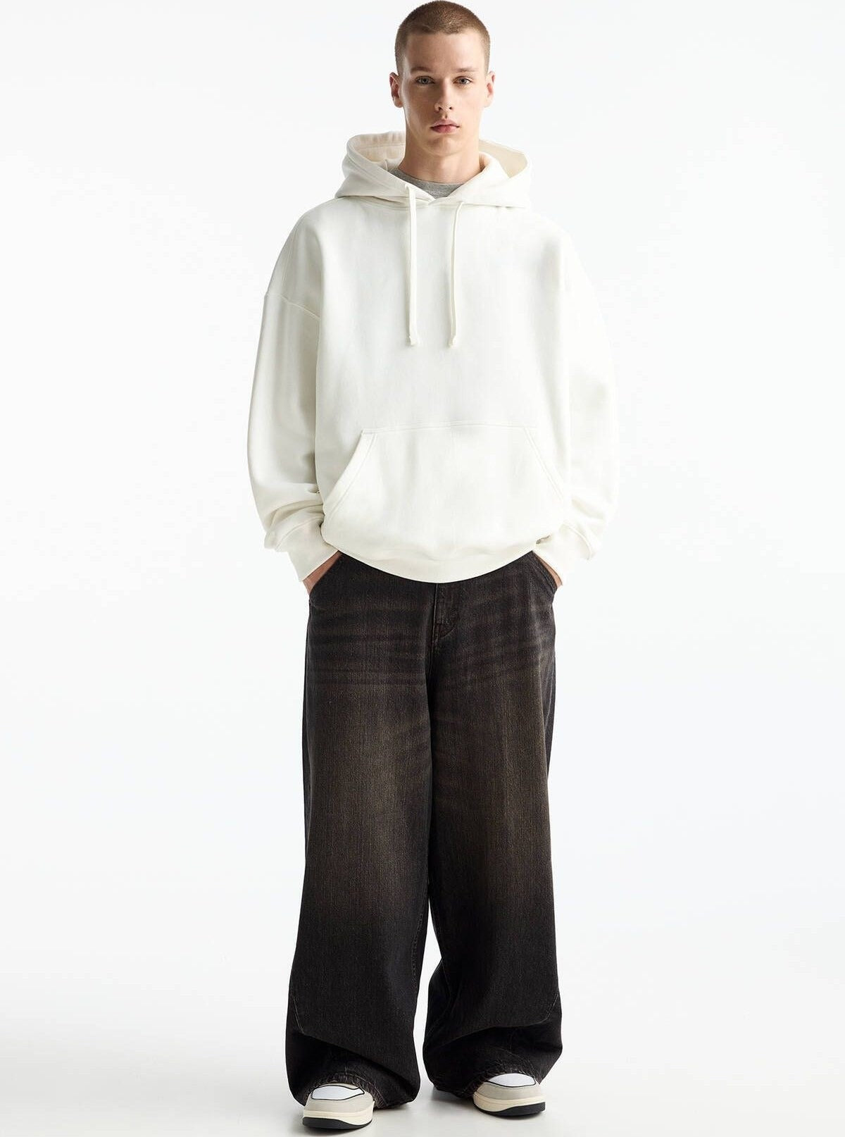 PULL&BEAR MENS WHITE PLAIN HOODIE