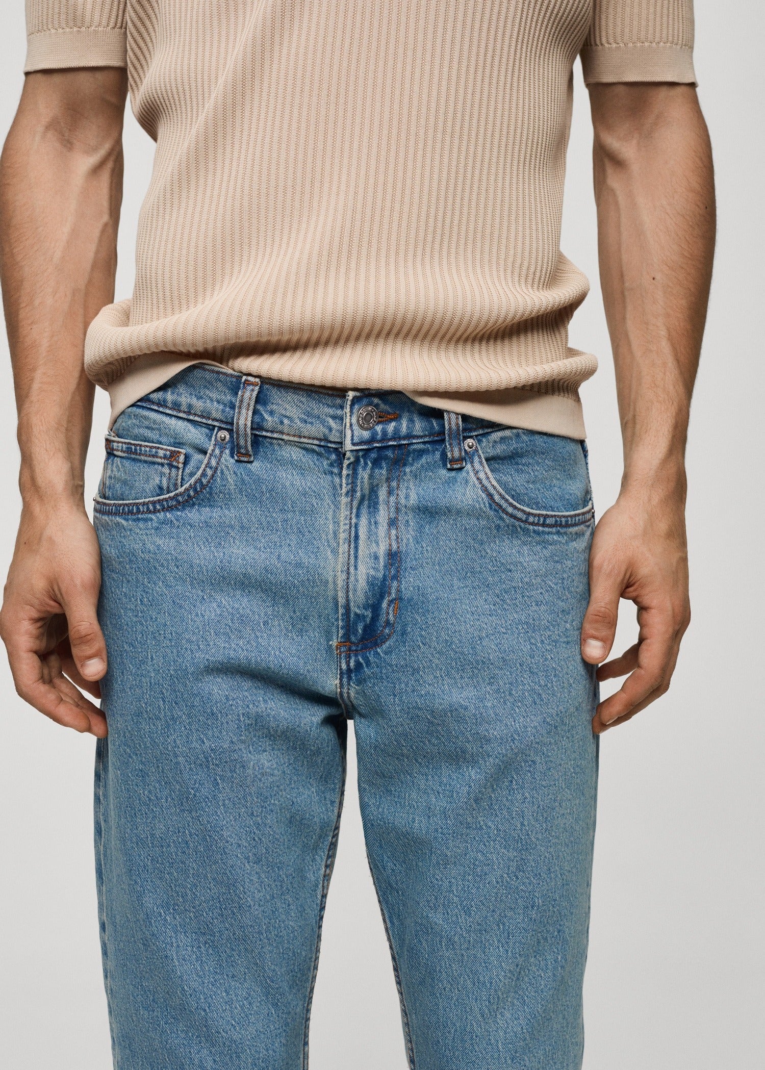 BEN Tapered Fit Jeans