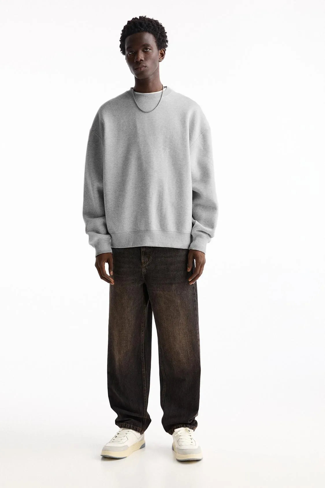 PULL&BEAR Basic Round Neck Sweatshirt