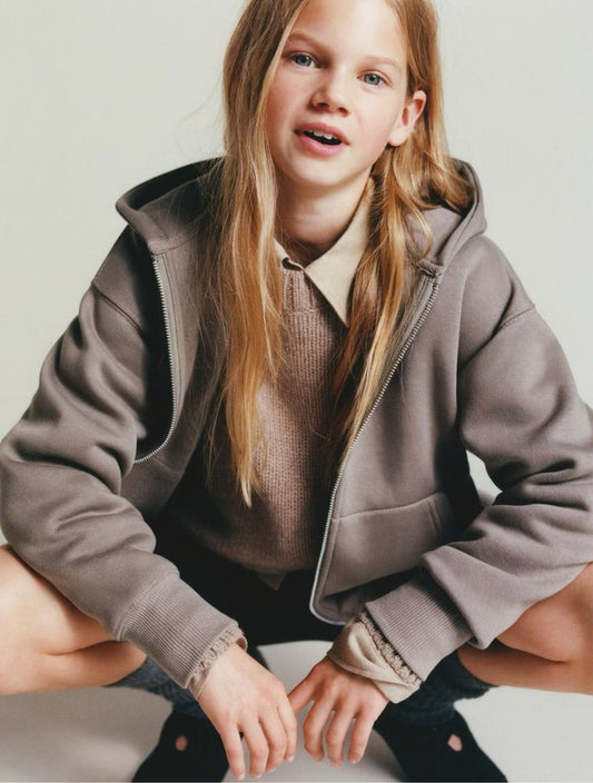 ZR GIRLS Hoodie with a Dual zipper Mechanism